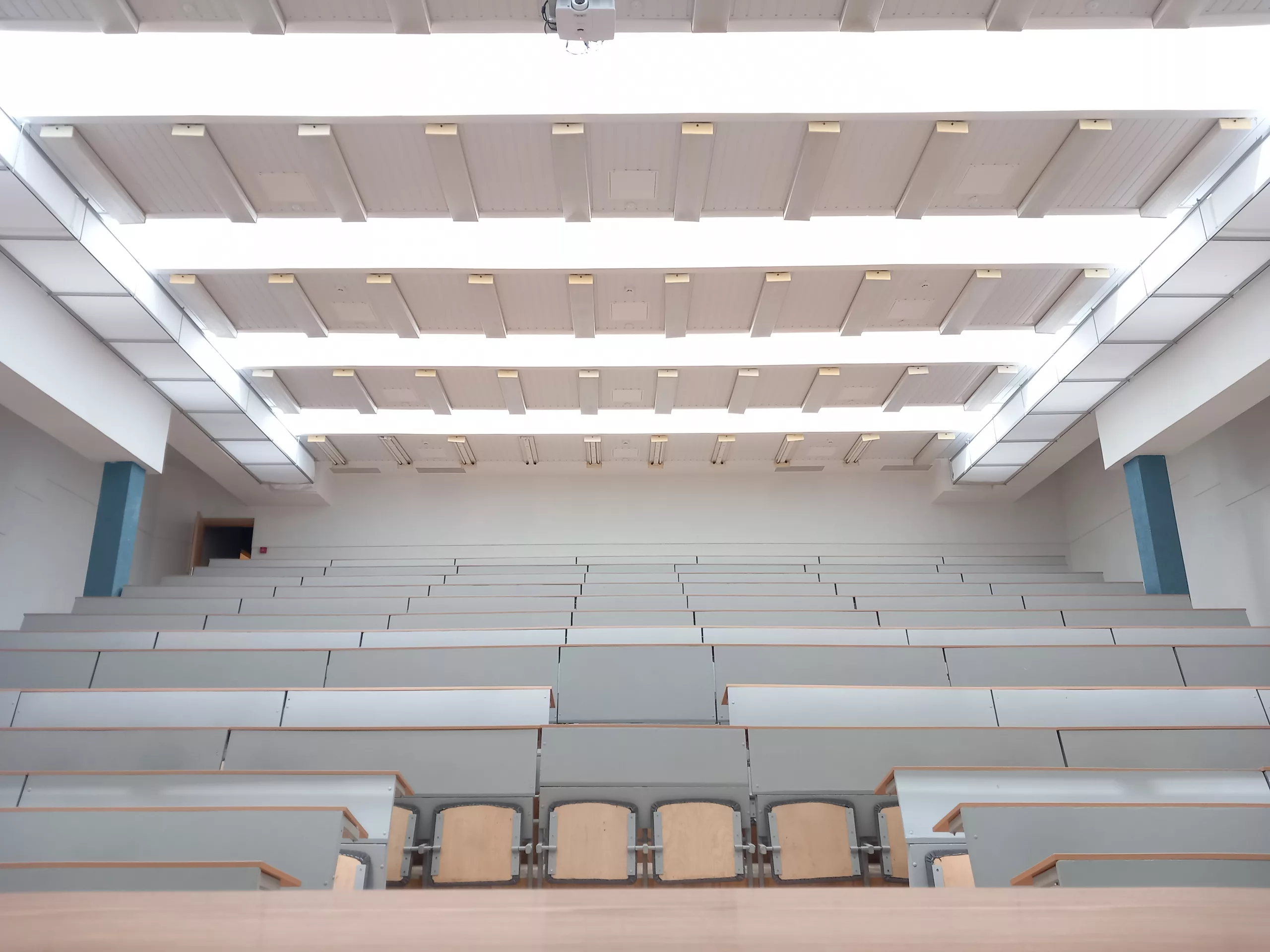 Zipaduct fabric ducts in Vilnius Gedeminas Technical University lecture hall, LT, 2